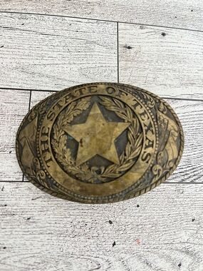 Tony Lama Brass Tone Oval Belt Buckle - Bronze Finish